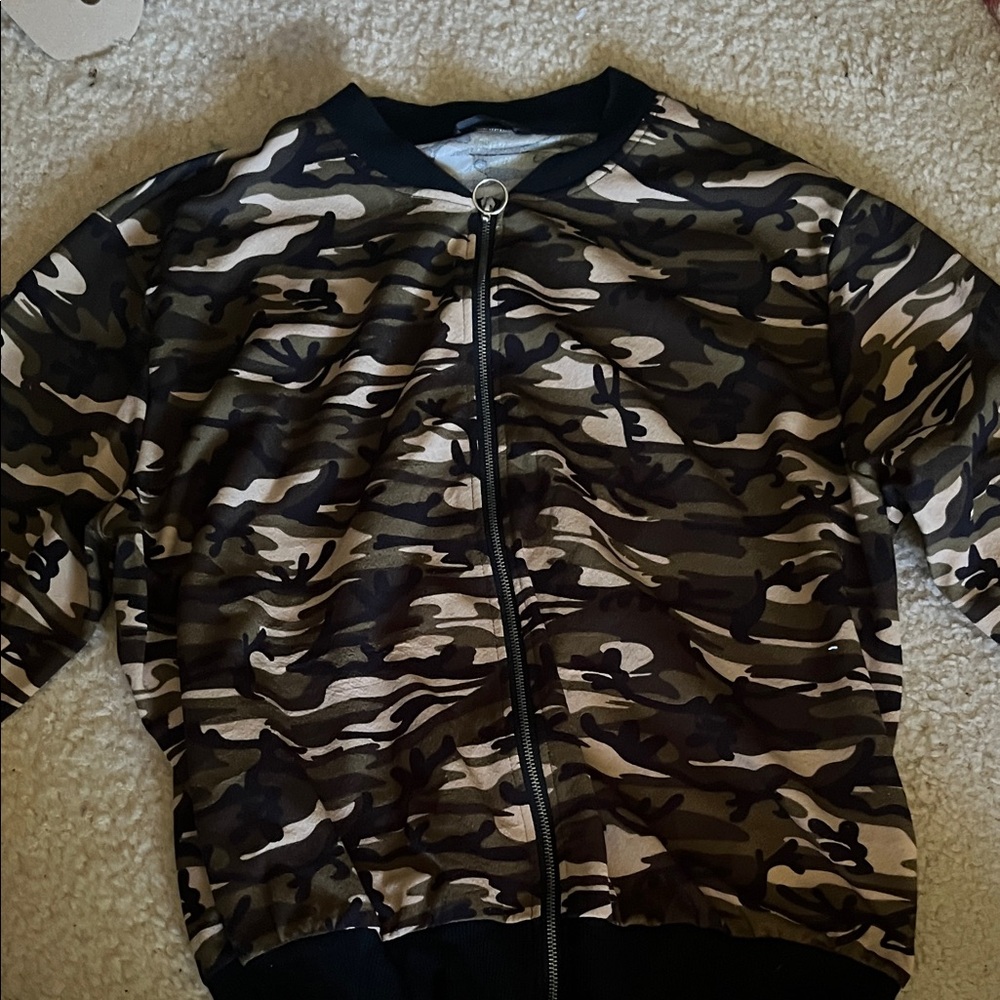 SHEIN Camouflage Kids Jacket - Black and Brown